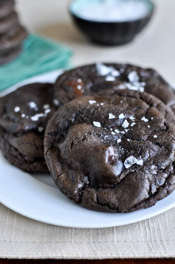 Salted Mudslide Cookies I howsweeteats.com Salted Mudslide Cookies I howsweeteats.com