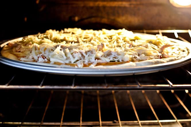Thai Chicken Pizza I howsweeteats.com Thai Chicken Pizza I howsweeteats.com