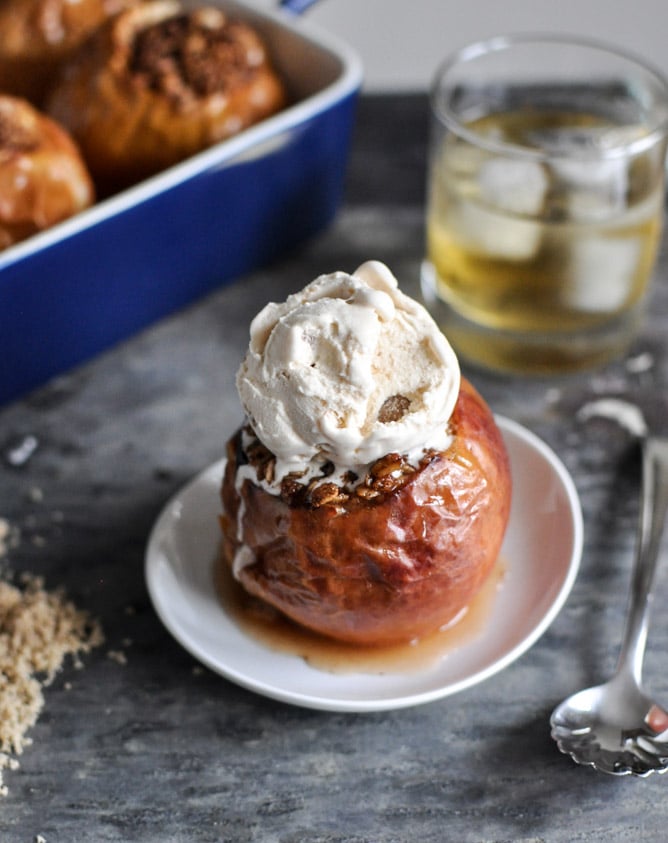 Bourbon Baked Apples I howsweeteats.com Bourbon Baked Apples I howsweeteats.com