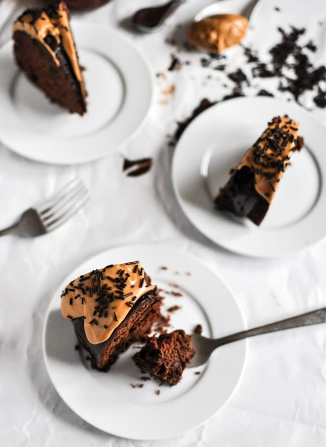 Chocolate Fudge Peanut Butter Cake I howsweeteats.com Chocolate Fudge Peanut Butter Cake I howsweeteats.com