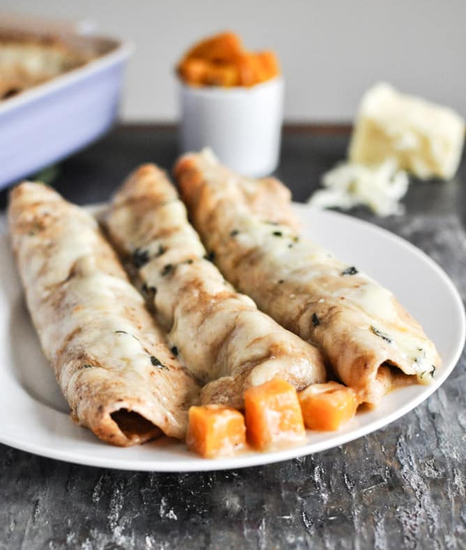 Butternut Squash Enchiladas I howsweeteats.com Butternut Squash Enchiladas I howsweeteats.com
