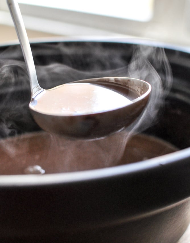 Crockpot Coconut Hot Chocolate I howsweeteats.com Crockpot Coconut Hot Chocolate I howsweeteats.com