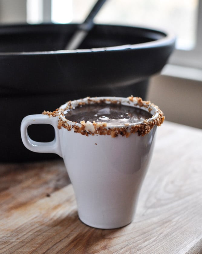 Crockpot Coconut Hot Chocolate I howsweeteats.com Crockpot Coconut Hot Chocolate I howsweeteats.com