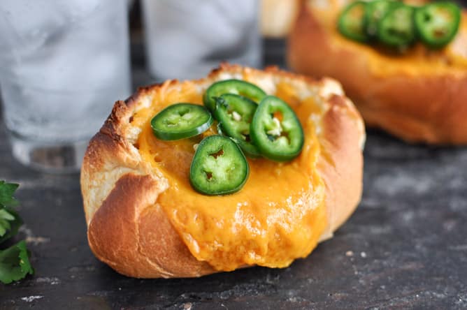 Jalapeño Cheddar Chicken Meatball Sandwiches I howsweeteats.com Jalapeño Cheddar Chicken Meatball Sandwiches I howsweeteats.com