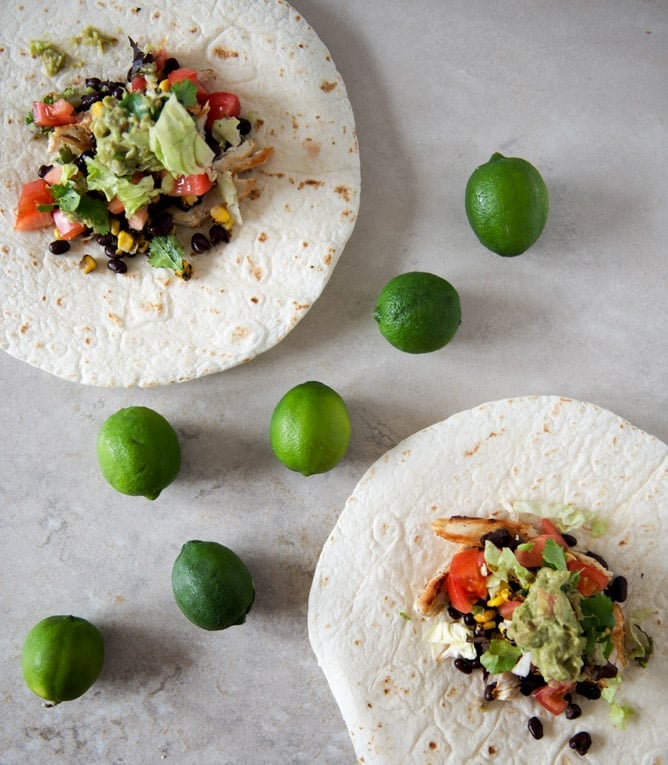 Tequila Lime Chicken and Black Bean Burritos I howsweeteats.com Tequila Lime Chicken and Black Bean Burritos I howsweeteats.com