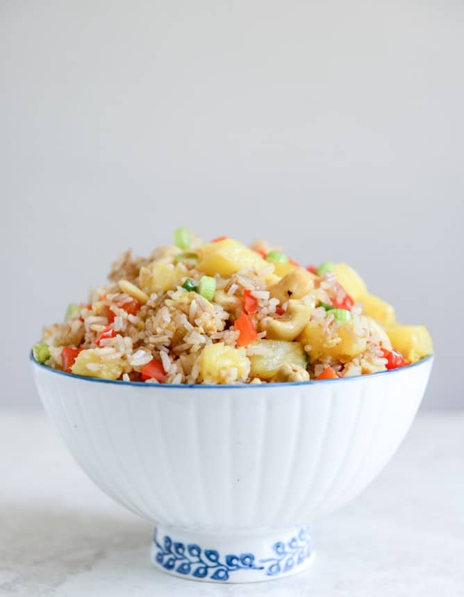 Pineapple Cashew Fried Rice I howsweeteats.com Pineapple Cashew Fried Rice I howsweeteats.com