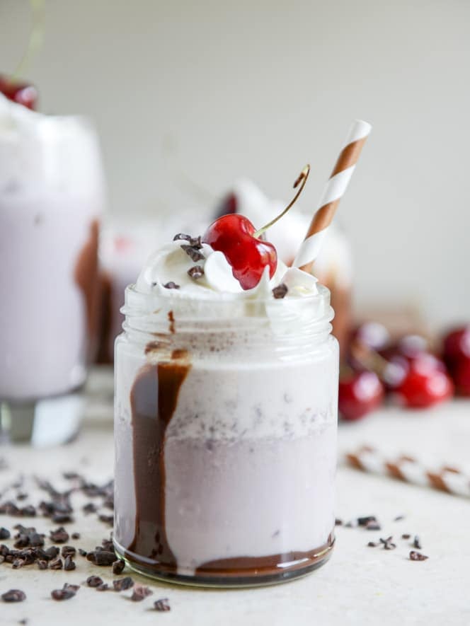 Roasted Cherry Bourbon Milkshakes with Hot Fudge I howsweeteats.com Roasted Cherry Bourbon Milkshakes with Hot Fudge I howsweeteats.com