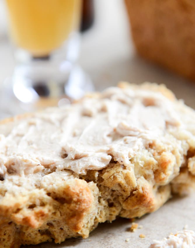 White Cheddar Beer Bread I howsweeteats.com White Cheddar Beer Bread I howsweeteats.com