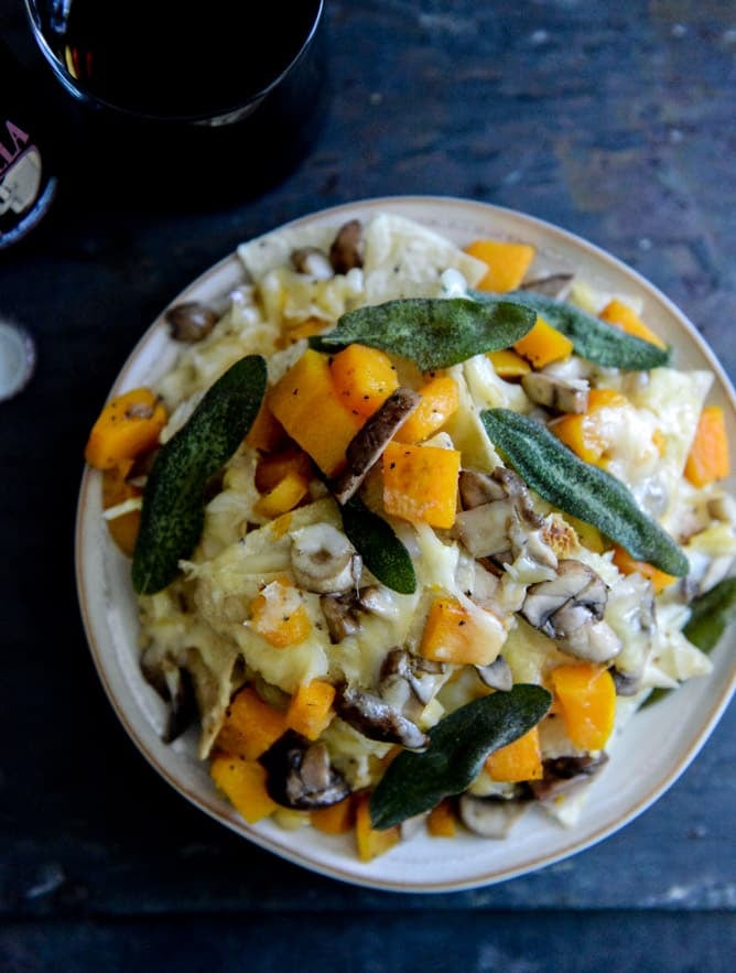 Spiced Butternut Squash, Garlic Butter Mushroom and Fontina Nachos with Crispy Sage I howsweeteats.com Spiced Butternut Squash, Garlic Butter Mushroom and Fontina Nachos with Crispy Sage I howsweeteats.com