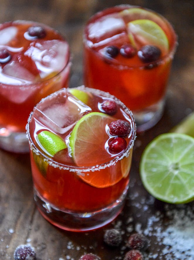 fresh cranberry ginger vanilla margaritas (with sugared cranberries!) I howsweeteats.com fresh cranberry ginger vanilla margaritas (with sugared cranberries!) I howsweeteats.com