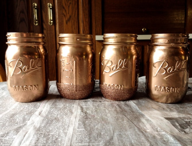 DIY rose gold metallic mason jars I howsweeteats.com DIY rose gold metallic mason jars I howsweeteats.com