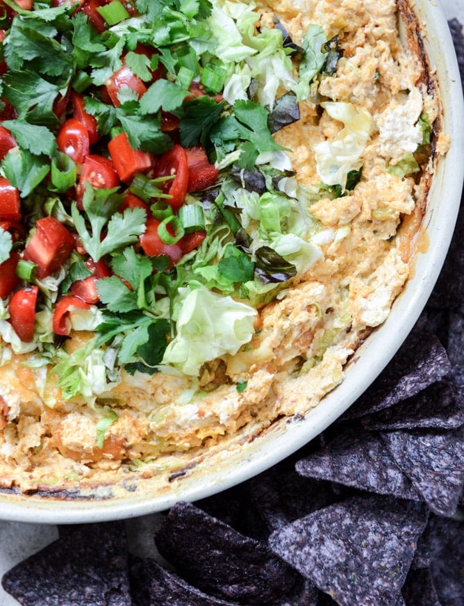 chicken enchilada dip I howsweeteats.com chicken enchilada dip I howsweeteats.com