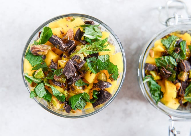 Vanilla Bean Chia Pudding with Fresh Mint, Mango, Pistachios + Dark Chocolate I howsweeteats.com Vanilla Bean Chia Pudding with Fresh Mint, Mango, Pistachios + Dark Chocolate I howsweeteats.com