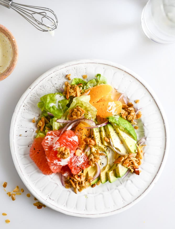 Avocado Citrus Crunch Salad with Oat Croutons and Black Pepper Buttermilk Drizzle I howsweeteats.com