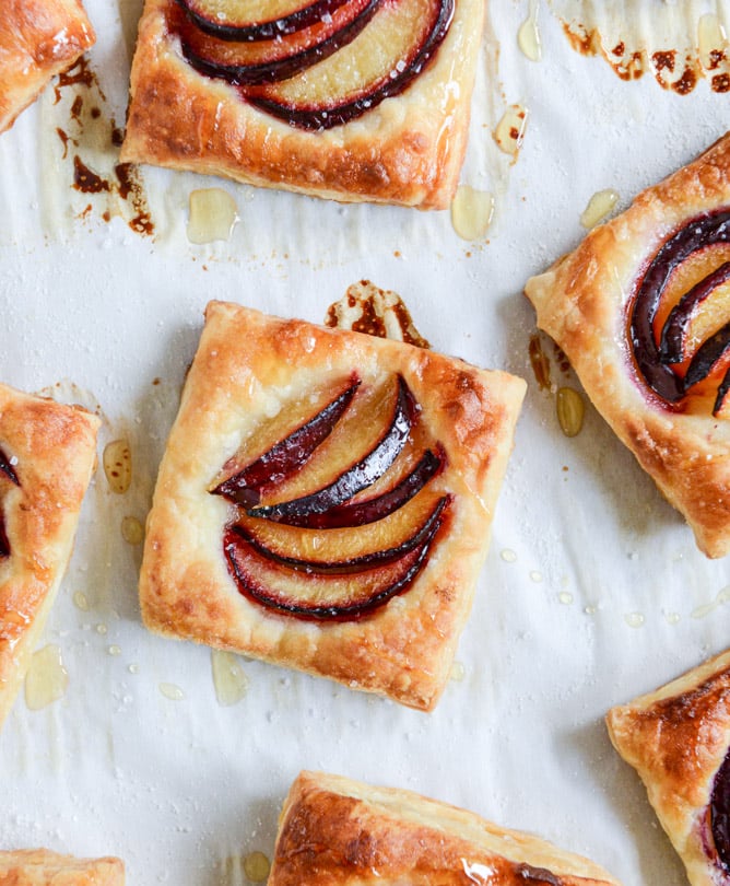 black plum tarts with brown butter and sea salt I howsweeteats.com