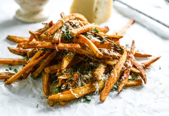 200 recipes for football season! I howsweeteats.com