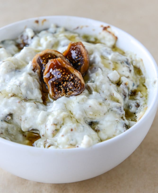 warm honey fig dip with blue cheese and garlic pitas I howsweeteats.com