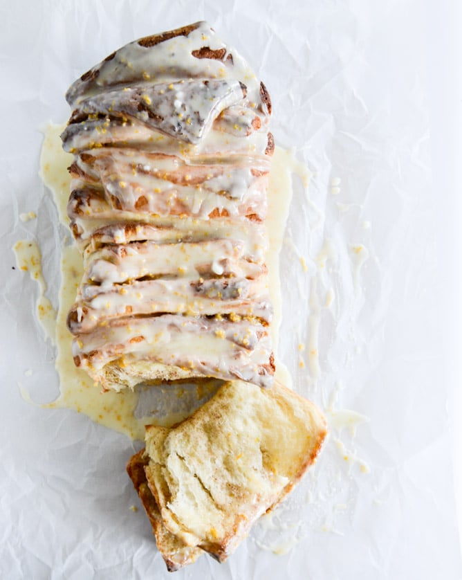 sweet orange cinnamon pull apart bread I howsweeteats.com