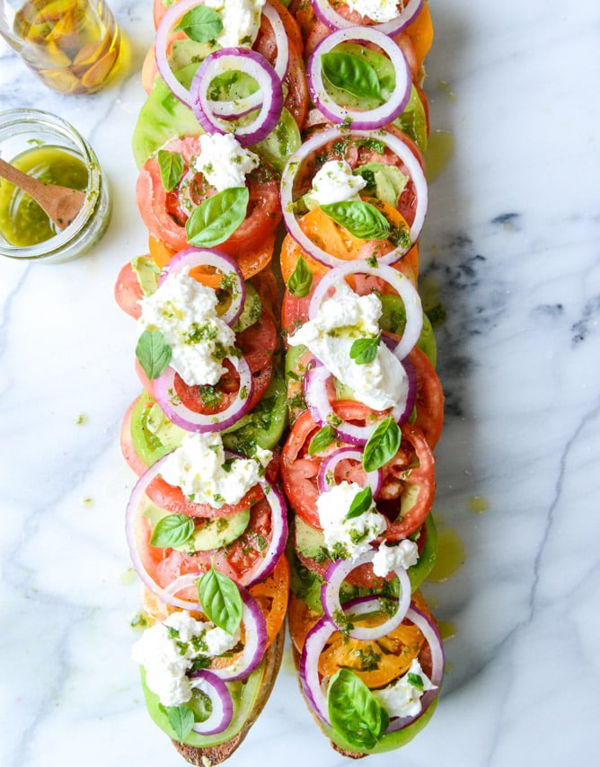heirloom tomato, avocado and burrata grilled garlic toast I howsweeteats.com