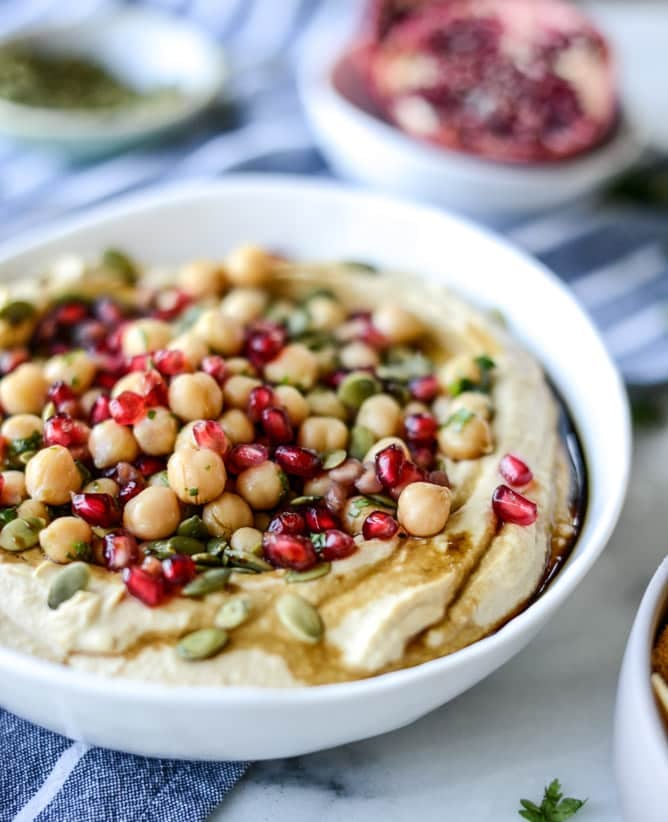 roasted butternut squash hummus I howsweeteats.com