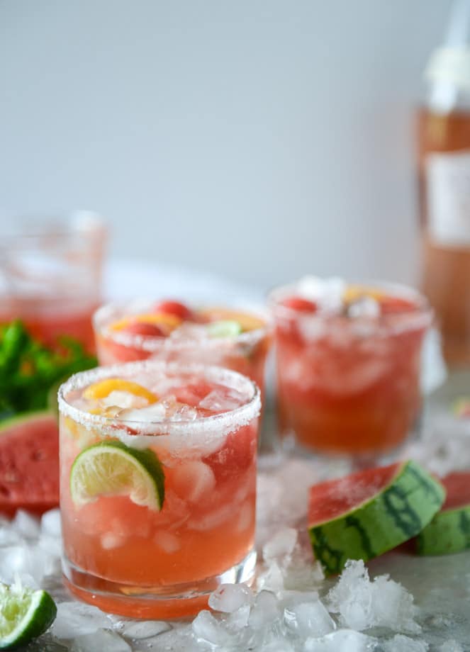 watermelon rosé margaritas by @howsweeteats I howsweeteats.com
