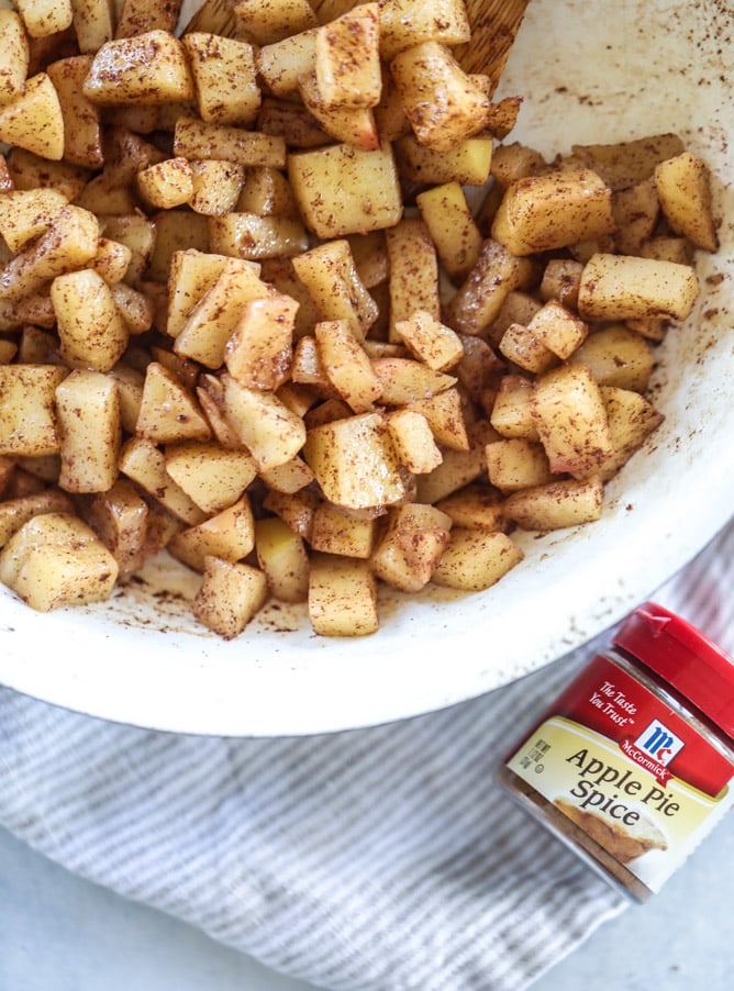 mini apple cheddar pies I howsweeteats.com