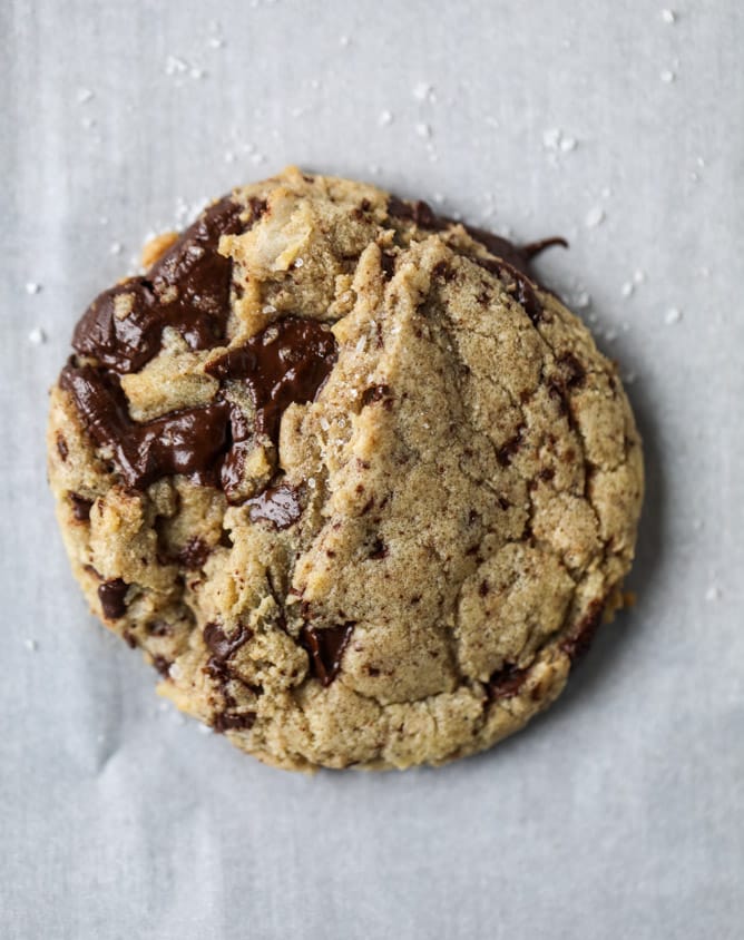 2017 holiday baking list I howsweeteats.com #holidays #christmas #cookies #baking