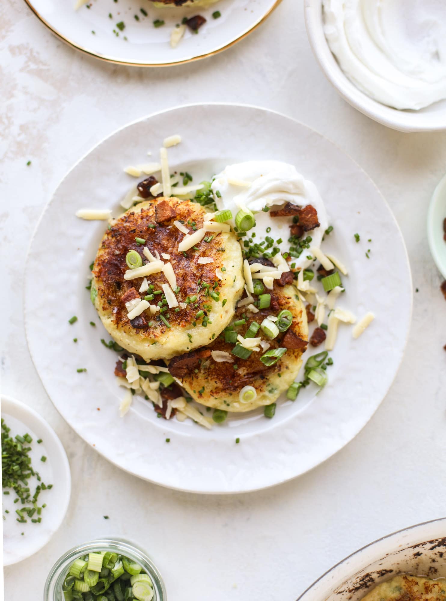 All of my favorite things to do with your thanksgiving leftovers! Breakfast, lunch and dinner are covered, these recipes will rejuvenate your leftovers!