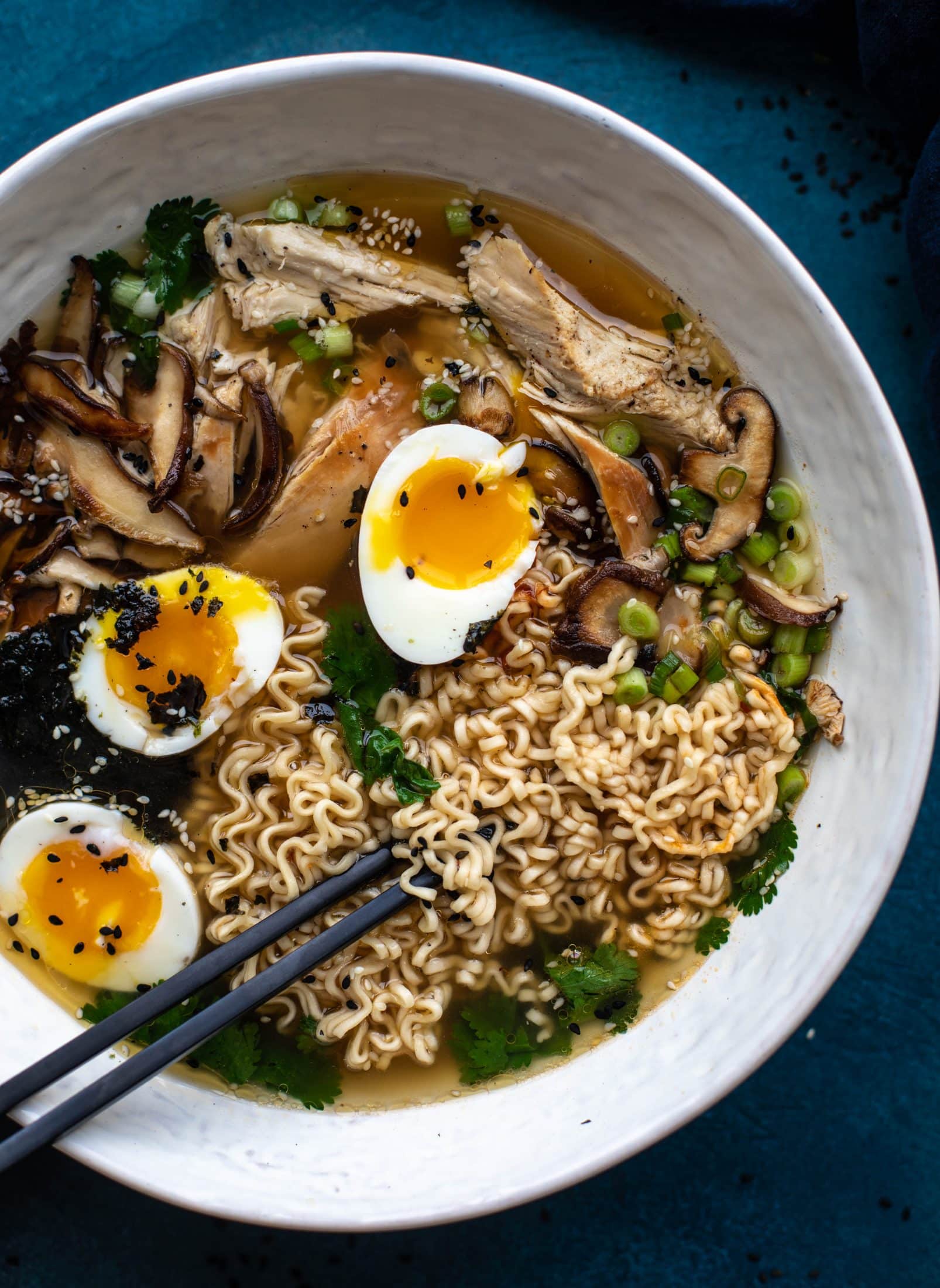 All of my favorite things to do with your thanksgiving leftovers! Breakfast, lunch and dinner are covered, these recipes will rejuvenate your leftovers!