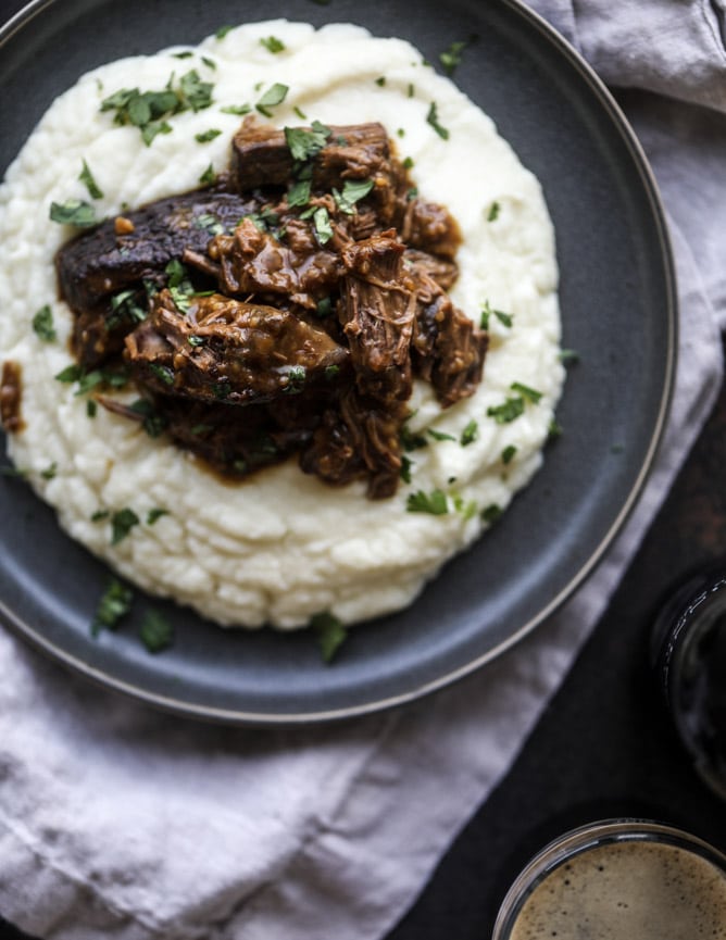 16 of my favorite st patrick's day recipes are here! Dinner, desserts, drinks and of course - COFFEE! Bring out the Guinness and the Baileys!