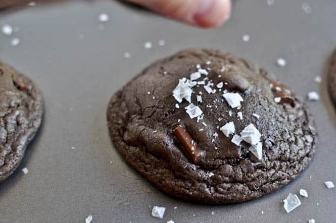 Salted Mudslide Cookies I howsweeteats.com Salted Mudslide Cookies I howsweeteats.com