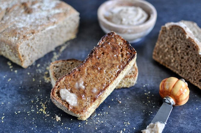 Whole Wheat Pumpkin Spice English Muffin Bread with Brown Sugar Cinnamon Butter I howsweeteats.com Whole Wheat Pumpkin Spice English Muffin Bread with Brown Sugar Cinnamon Butter I howsweeteats.com