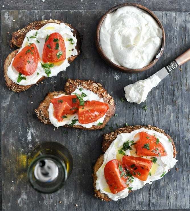How To Make Whipped Feta I howsweeteats.com