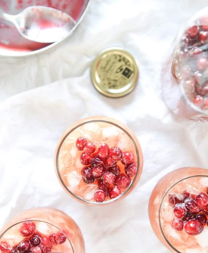 cider cranberry punch I howsweeteats.com