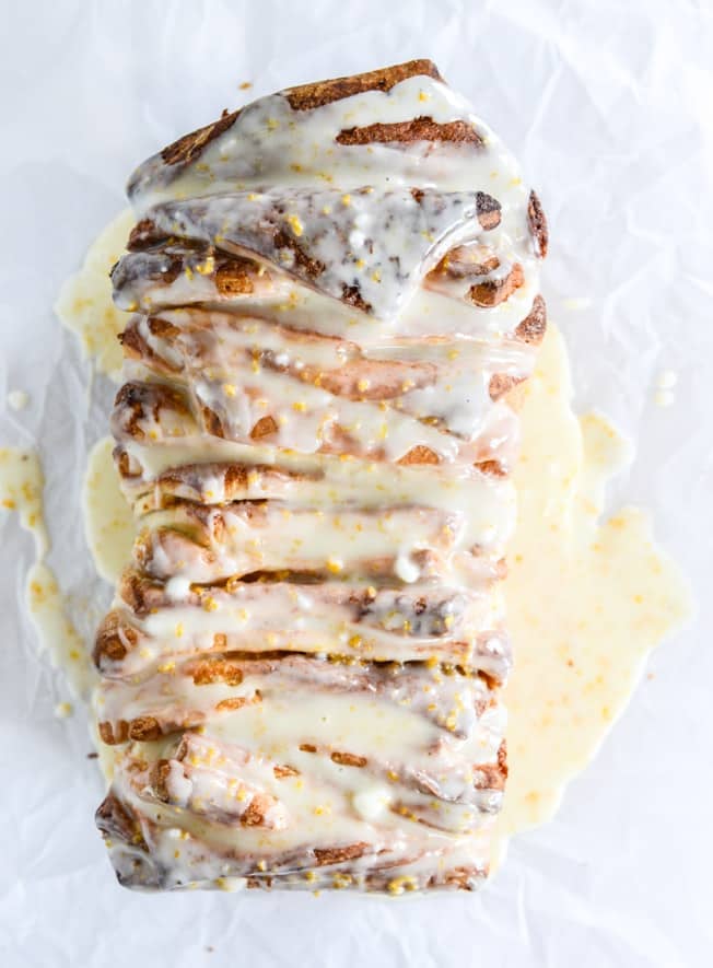 sweet orange cinnamon pull apart bread I howsweeteats.com