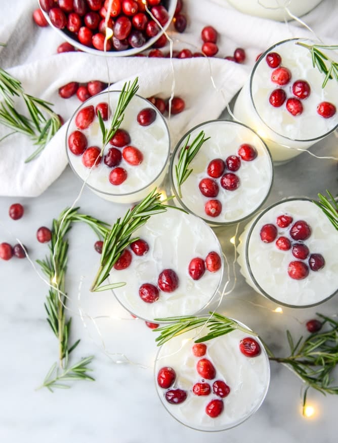 white christmas margarita punch I howsweeteats.com