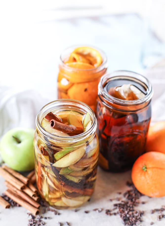 apple pie, chocolate orange and vanilla chai infused bourbon. make it for the holidays! it's the perfect homemade gift. I howsweeteats.com
