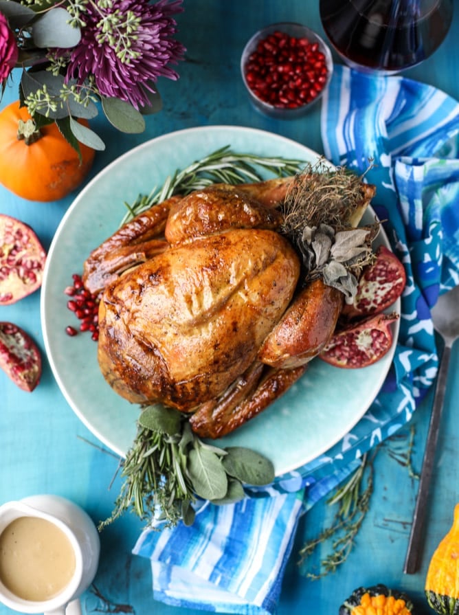 butter and wine roasted turkey with gravy I howsweeteats.com