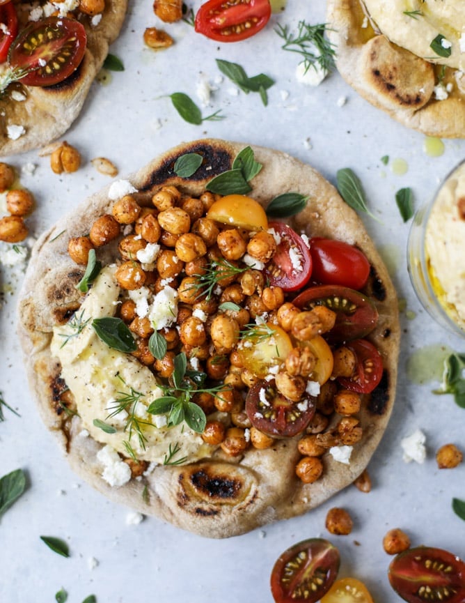 crunchy roasted chickpea pitas I howsweeteats.com #chickpeas #vegetarian 