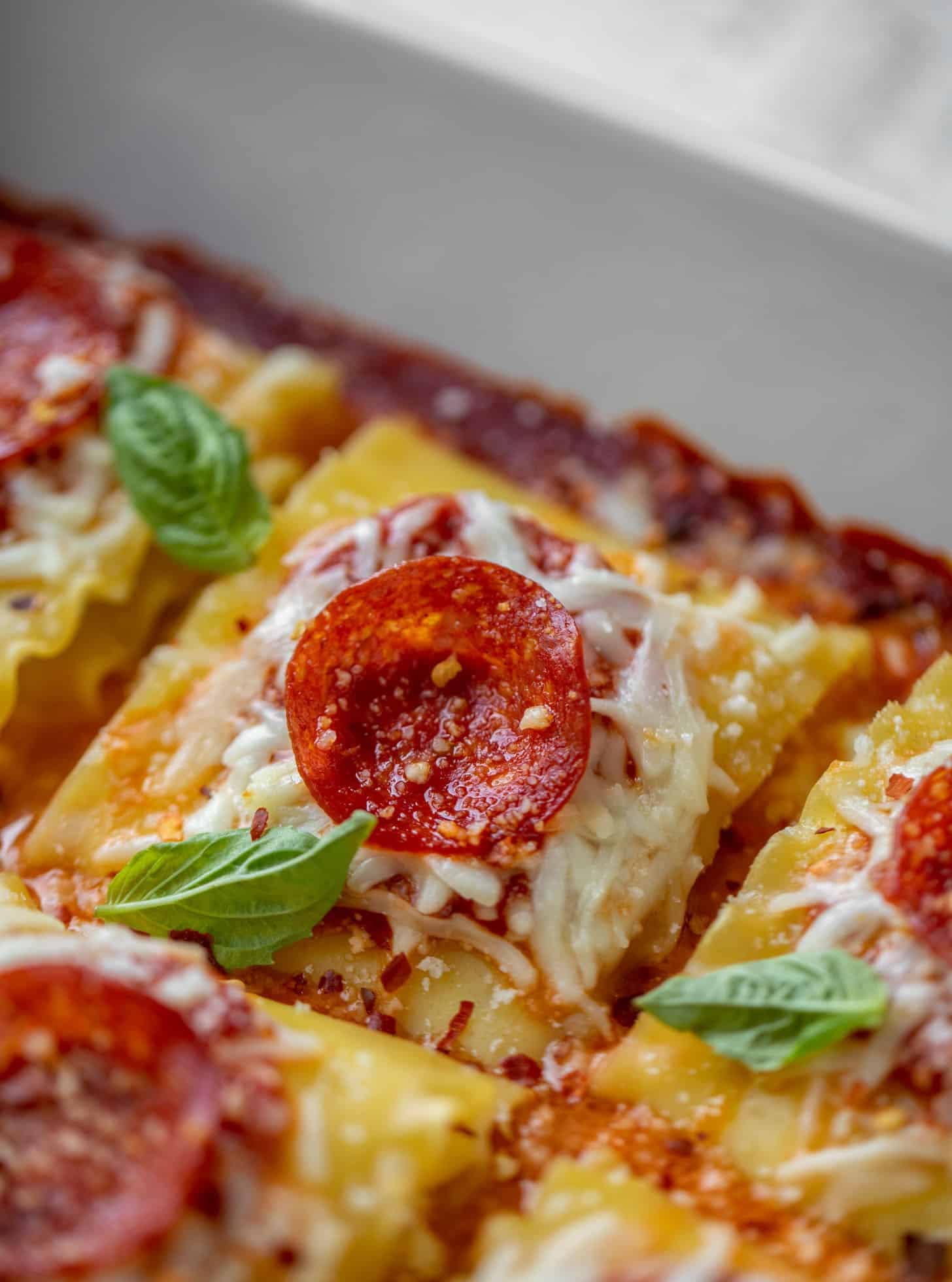 pepperoni pizza lasagna roll ups