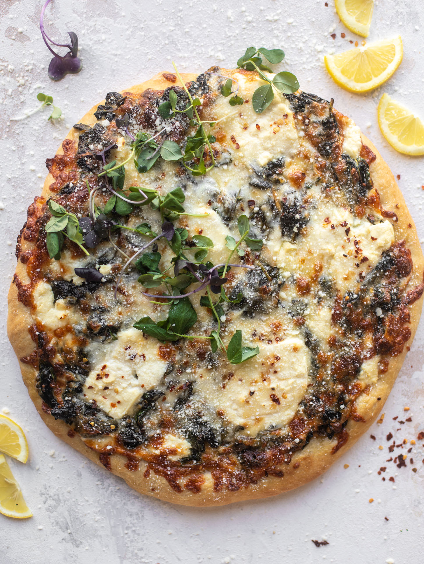 smoked mozzarella spinach pizza