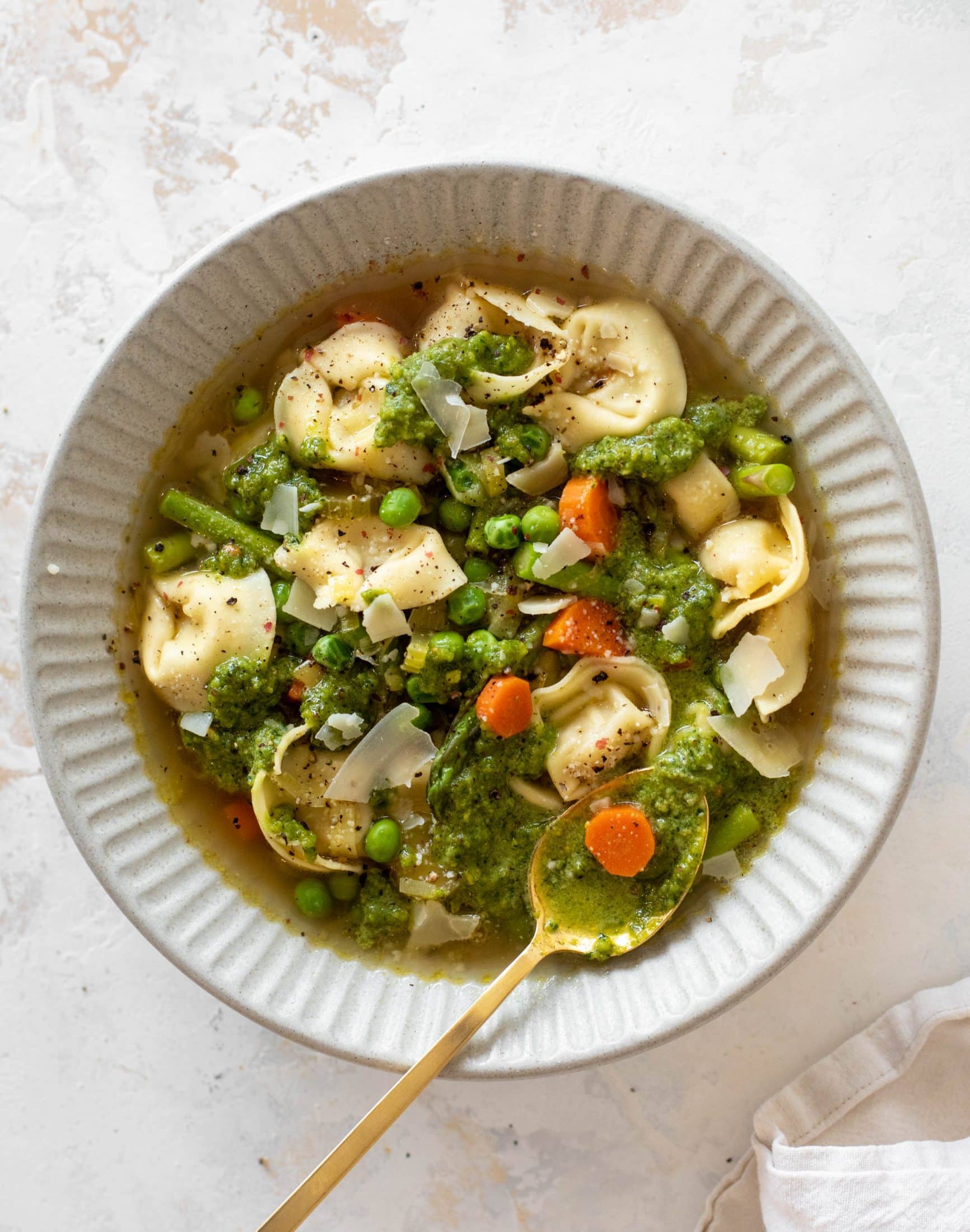 spring vegetable tortellini soup