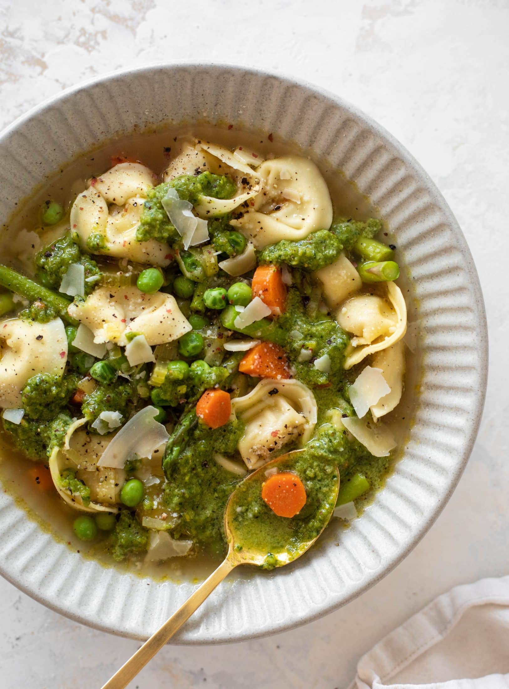 spring vegetable tortellini soup