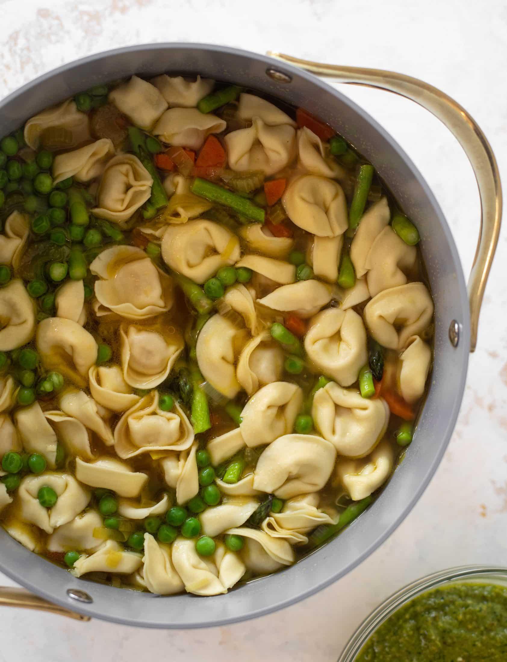 spring vegetable tortellini soup