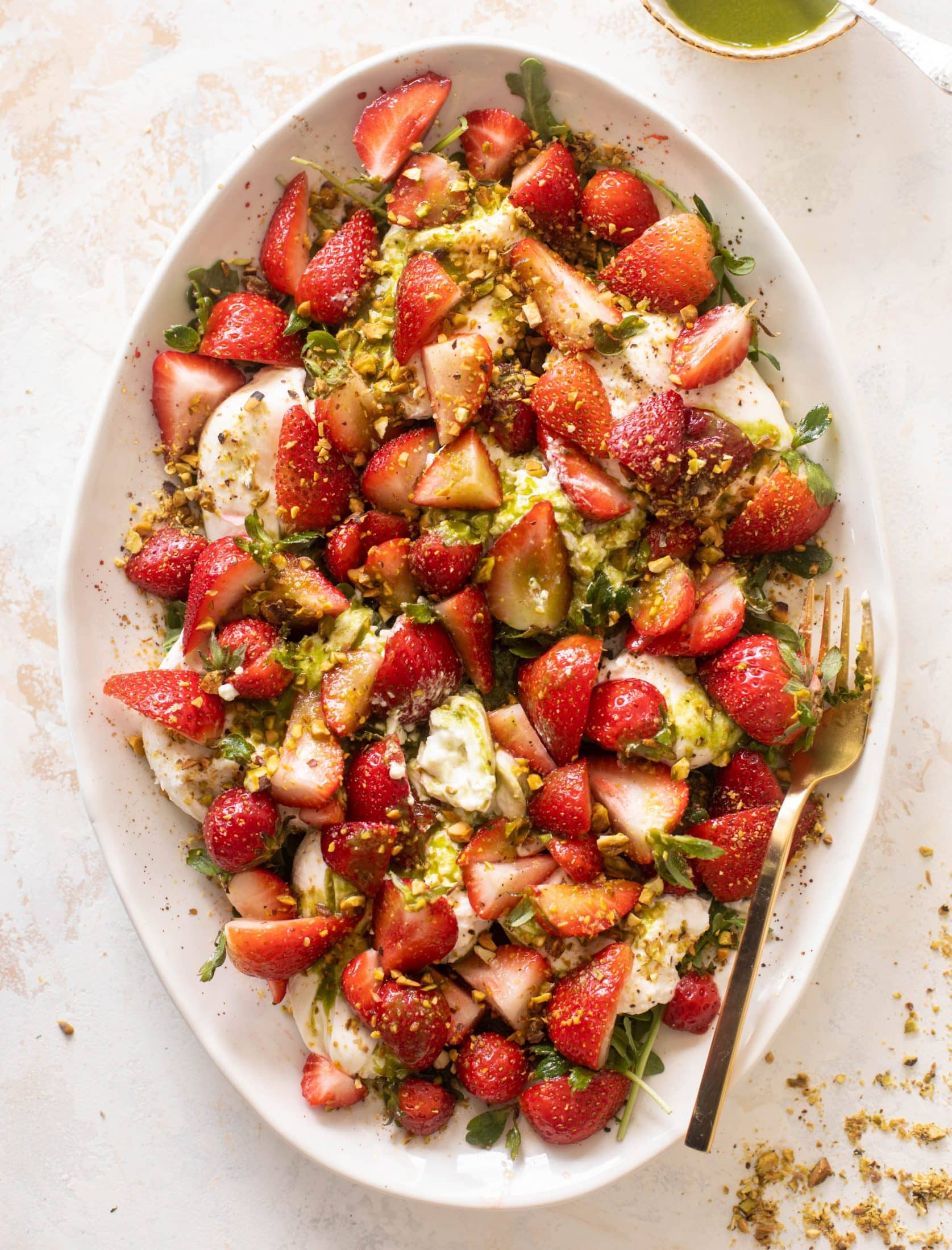 strawberry burrata salad