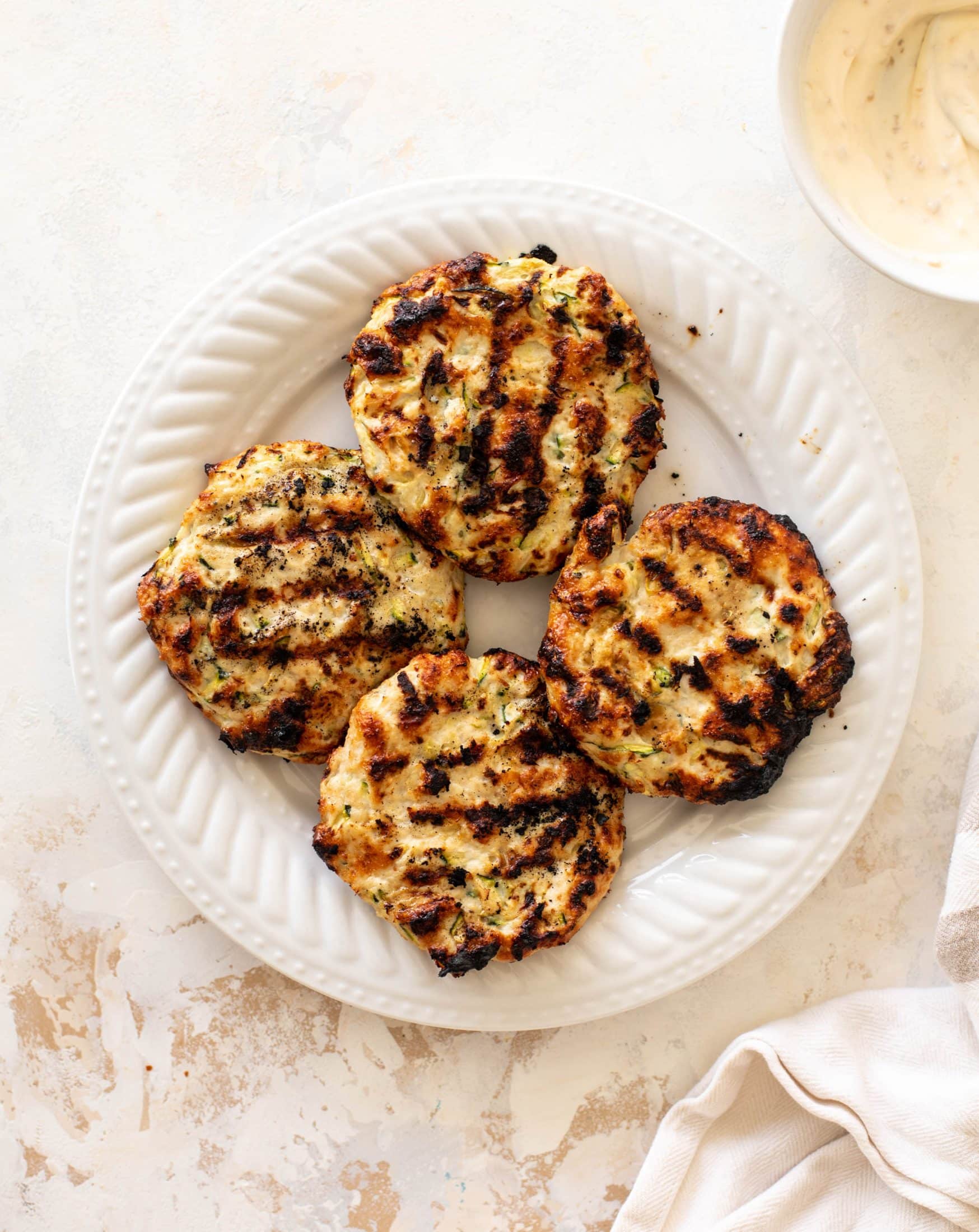 grilled zucchini chicken burgers